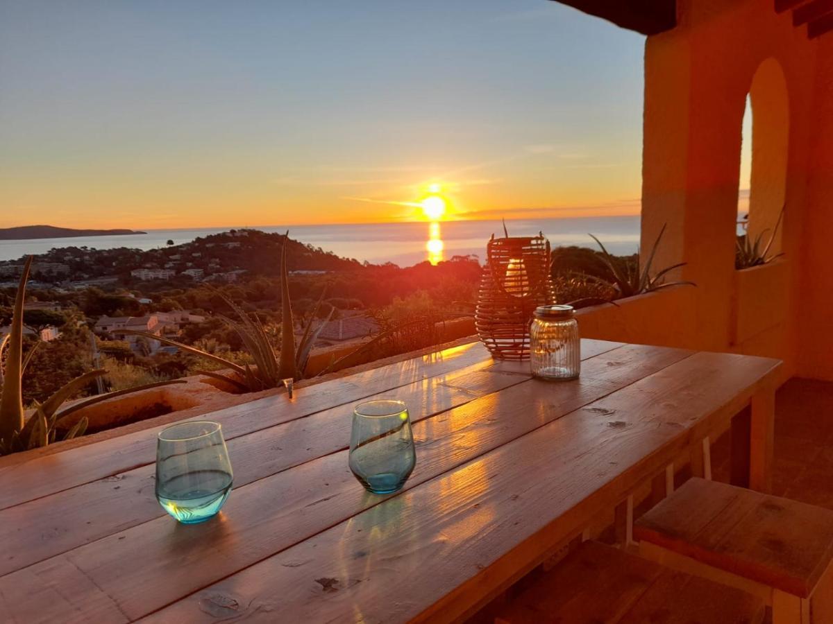 4-Star Private Villa With Heated Pool And Panoramic Sea View At Gulf De Saint Tropez キャバレール・シュル・メール エクステリア 写真
